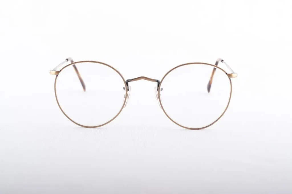 Priciosa-brillen in minimalistische stijl